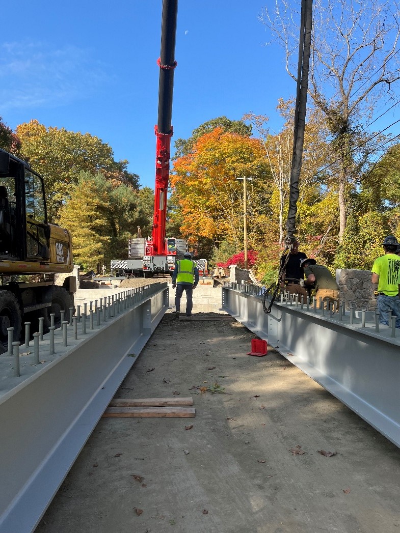 Steel beams being installed for the West Glen Bridge